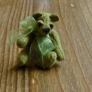 Miniatur-Teddy (Wildleder, Petit Pois). Handarbeit.